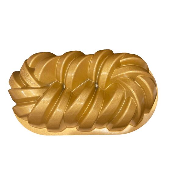 Nordic‎ Ware 75th Anniversary Braided Loaf Pan - Picture 1 of 5